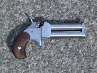 Perkusná pištoľ Derringer 80mm cal. 45 nickel