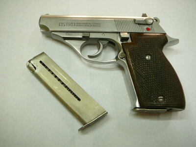 Pištol Astra INOX  kaliber  9 Browning