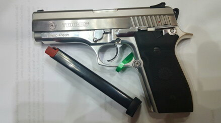 Pištol TAURUS PT 945 kal,45 ACP