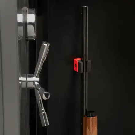Magnetický držiak na zbraň 