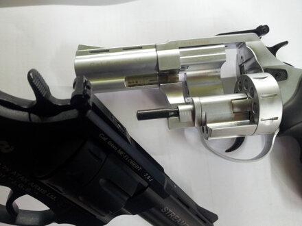 Otvorený valec a nastaviteľné mieridlá - revolver zoraki 6mm flobert
